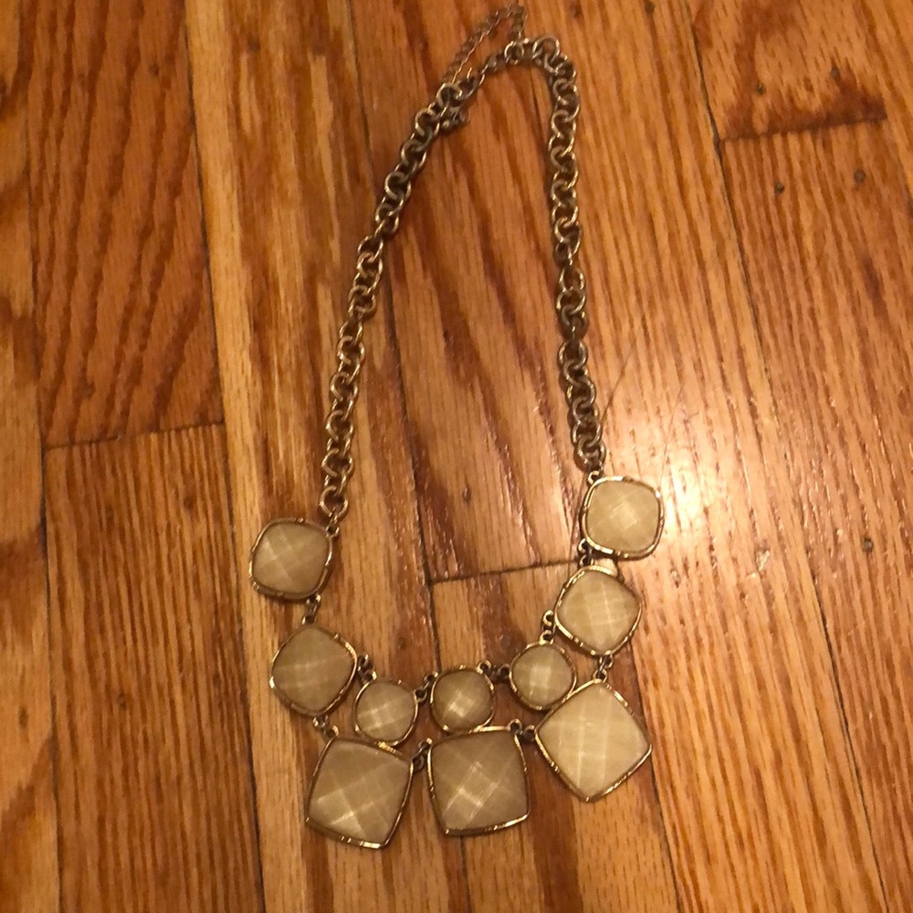 Statement necklace